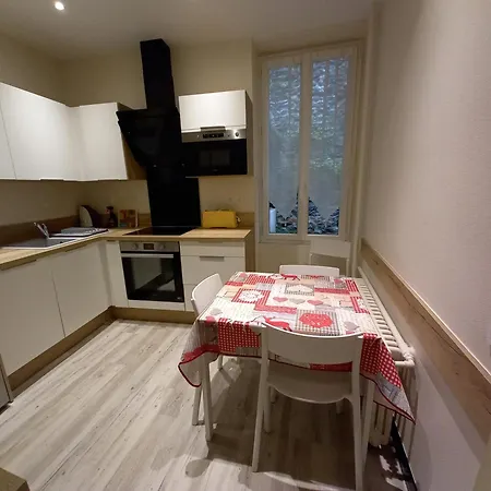 Lutetia Apartment