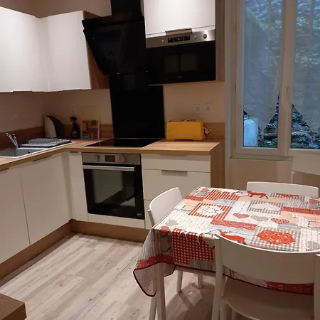 Apartment Lutetia *